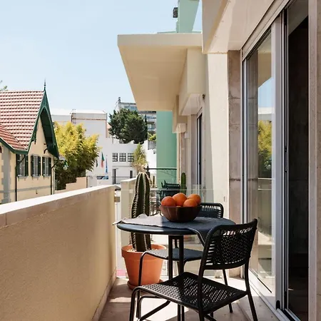 Lioua - 2 Bedrooms And Balcony In Lapa Lisbon
