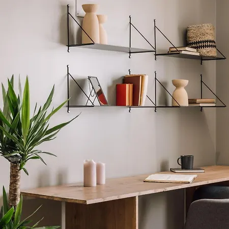 Lioua - 2 Bedrooms And Balcony In Lapa Lisbona